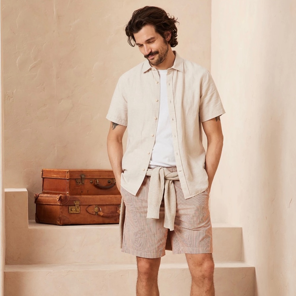 Banana Republic mens 8.5” deck shorts